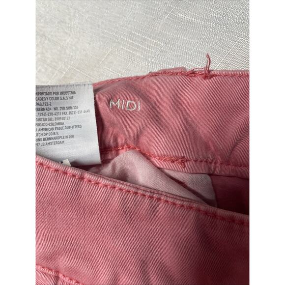 American Eagle Outfitters Barbie Pink MIDI Chino Stretch Shorts Womens Sz 6 - Picture 8 of 9